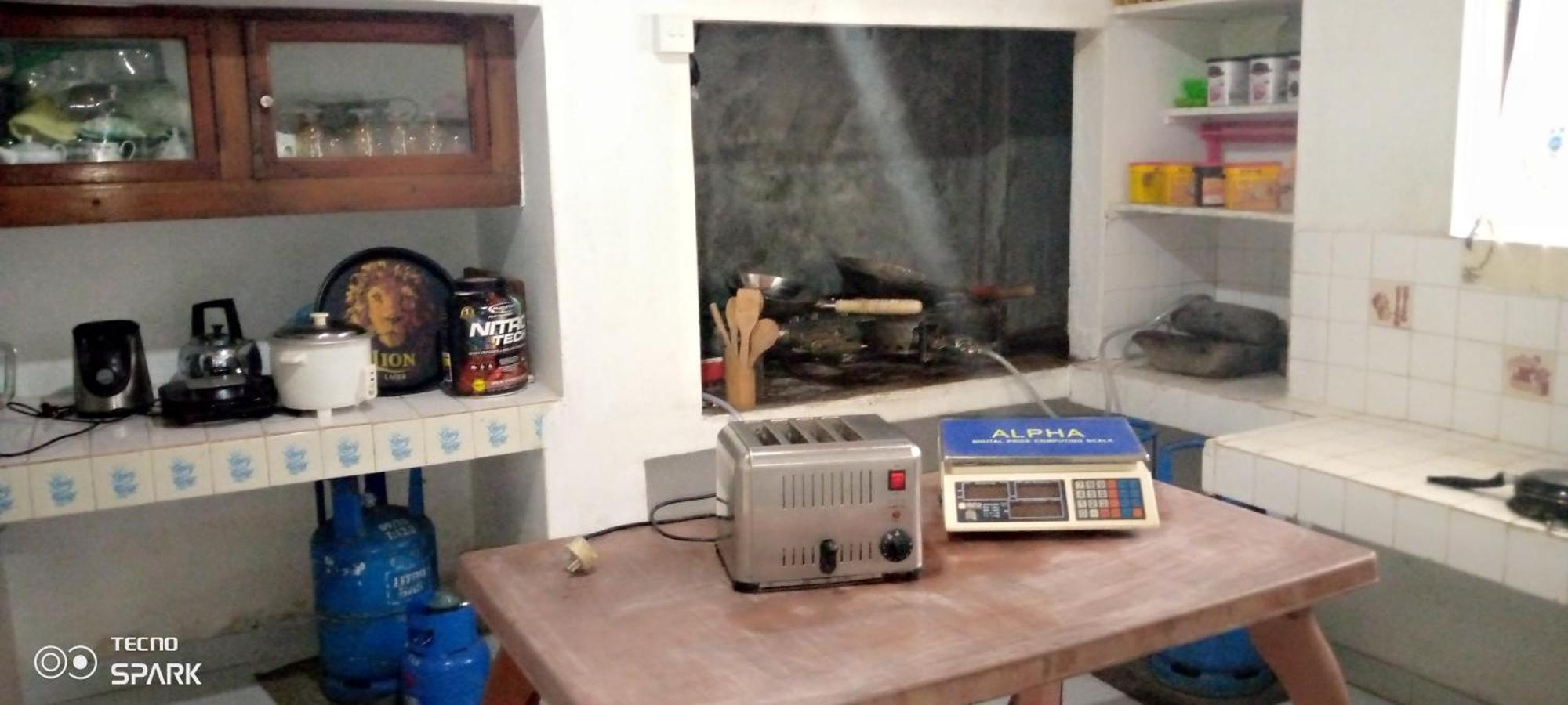 ホテル Desitha Family House ミリッサ エクステリア 写真